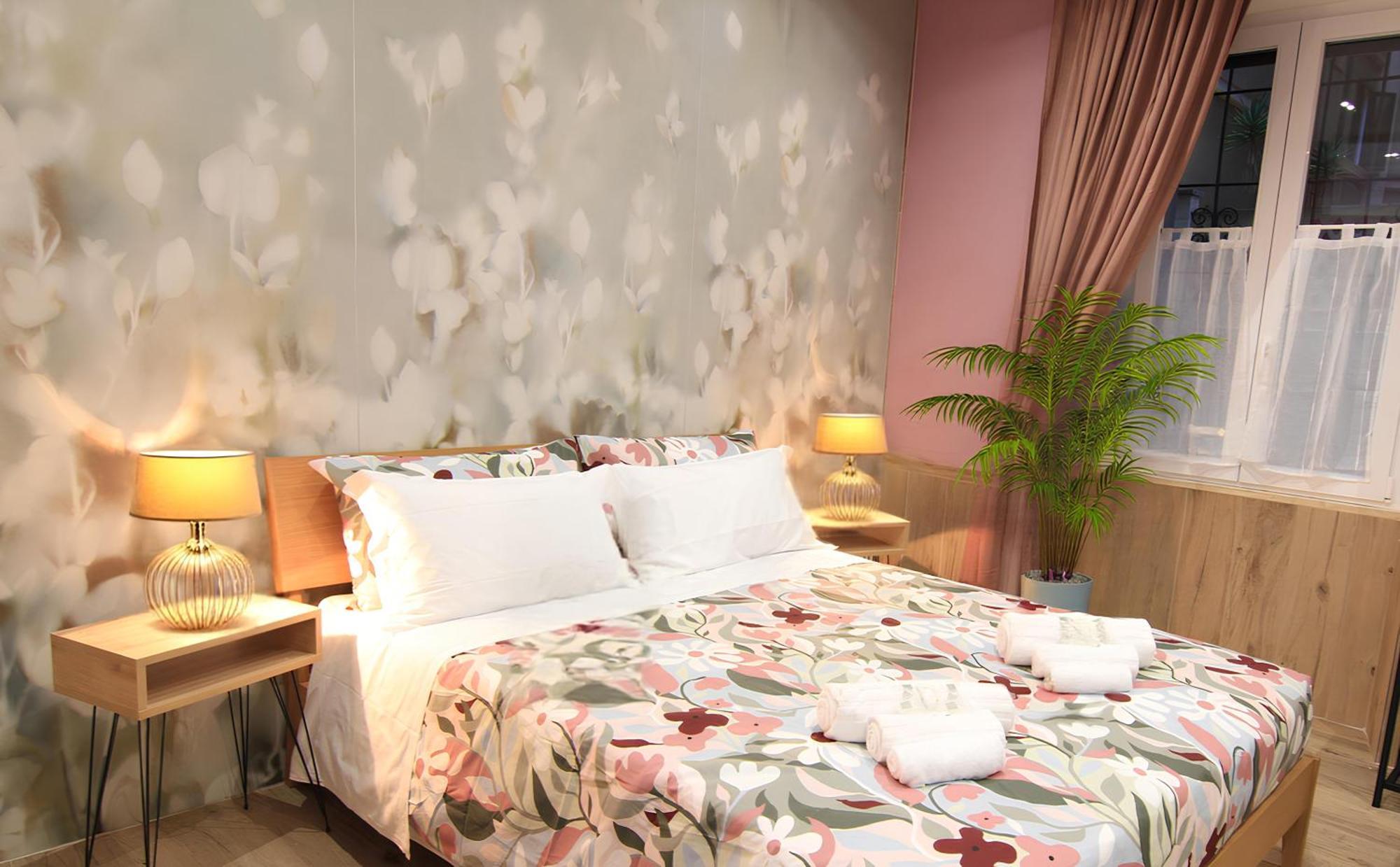 Helle Hus Guest House - 200M From Piazza Bologna Metro And 10 Minutes From The Colosseum Luaran gambar