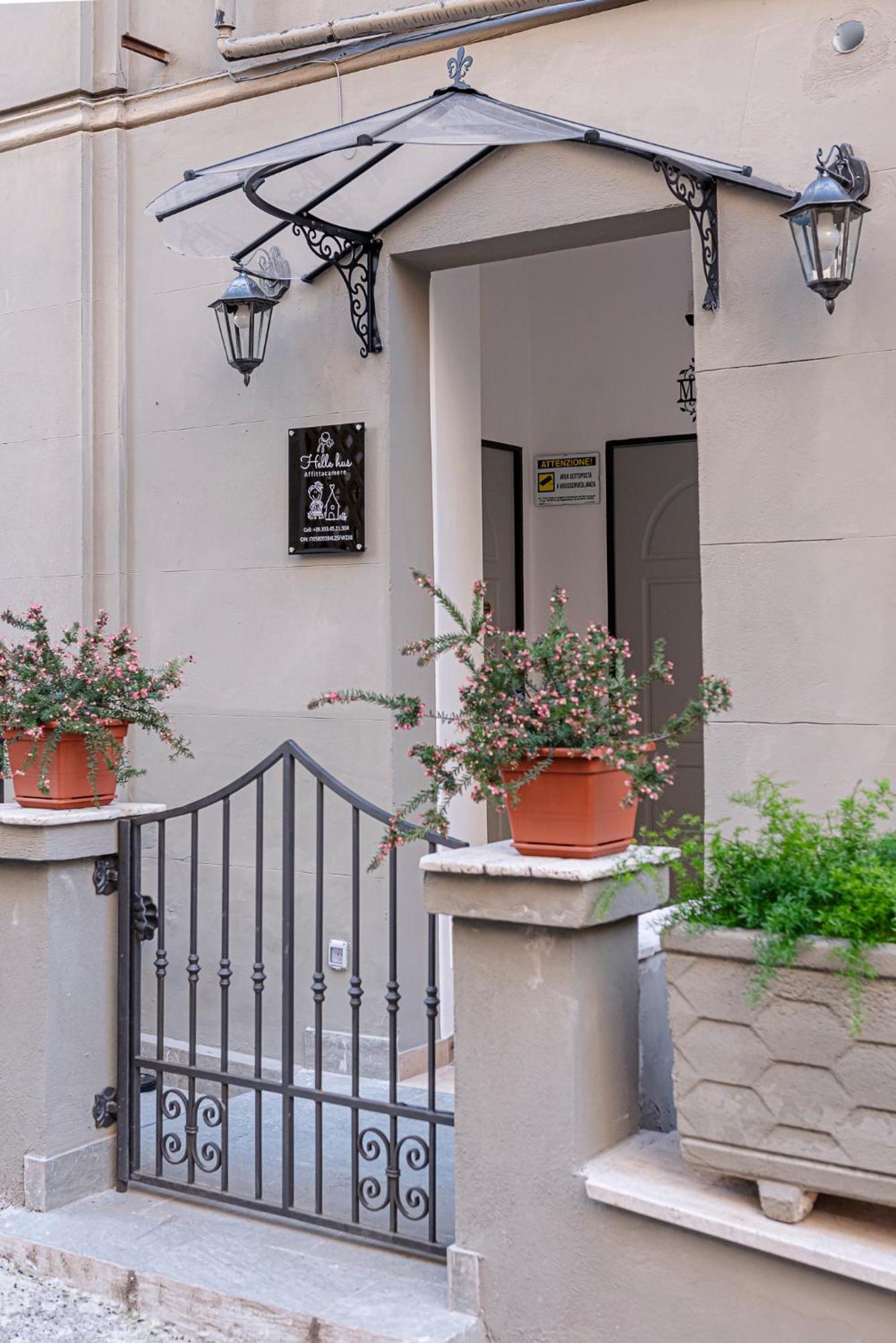 Helle Hus Guest House - 200M From Piazza Bologna Metro And 10 Minutes From The Colosseum Luaran gambar