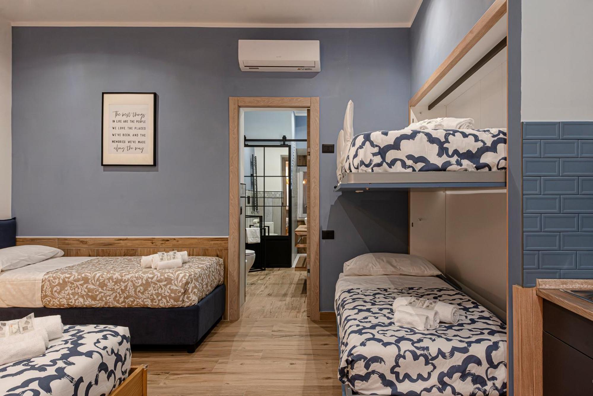 Helle Hus Guest House - 200M From Piazza Bologna Metro And 10 Minutes From The Colosseum Bilik gambar
