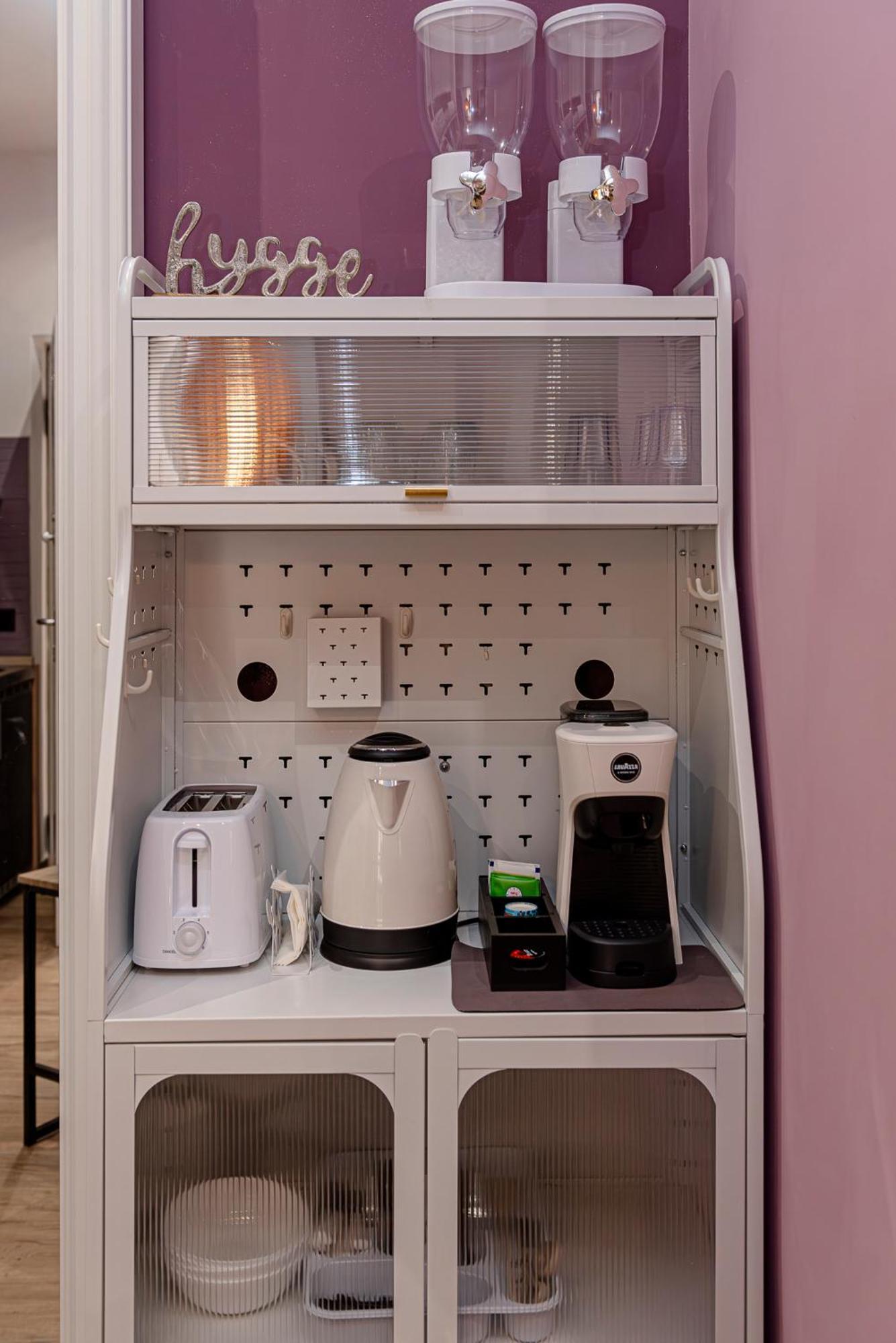 Helle Hus Guest House - 200M From Piazza Bologna Metro And 10 Minutes From The Colosseum Bilik gambar
