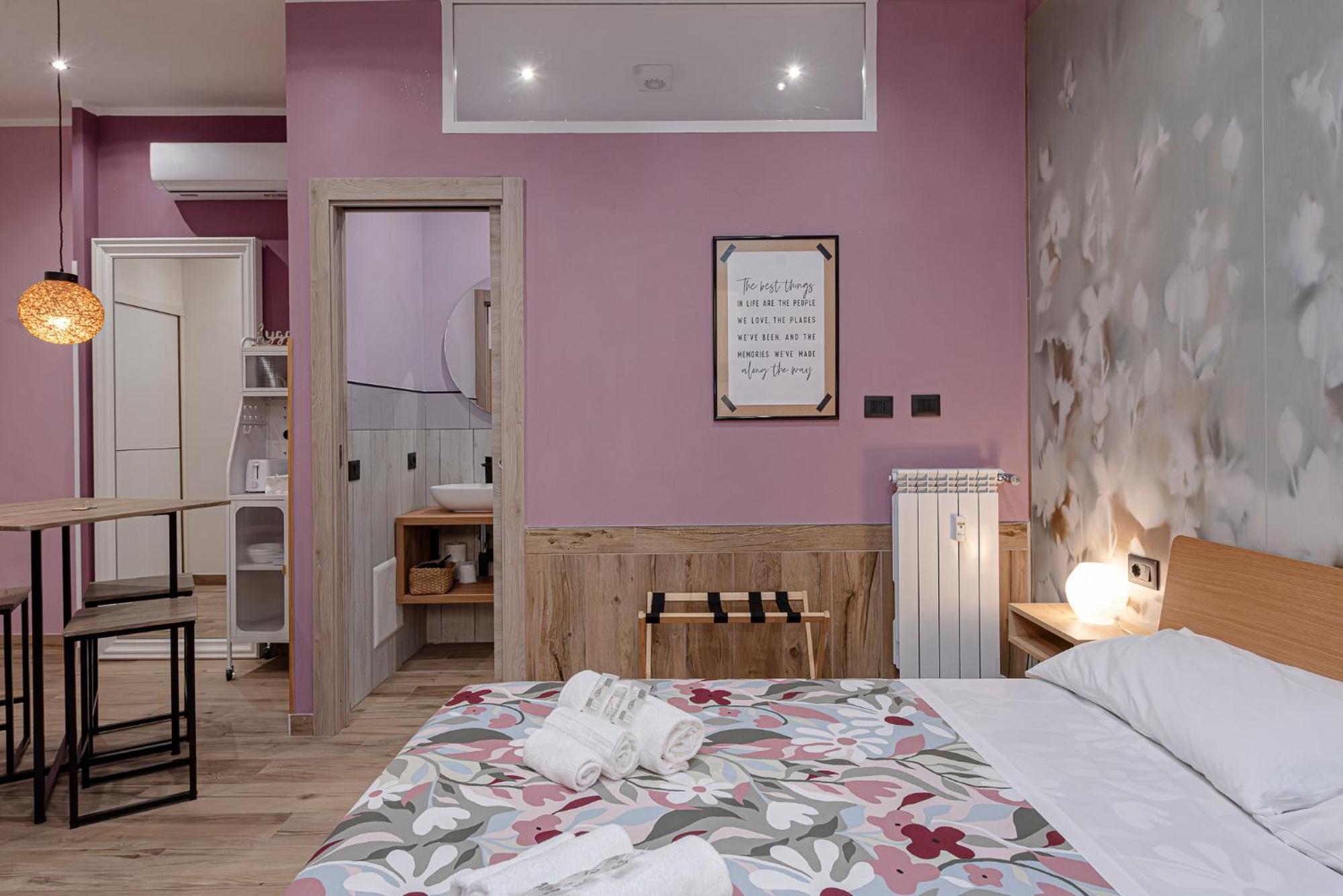 Helle Hus Guest House - 200M From Piazza Bologna Metro And 10 Minutes From The Colosseum Luaran gambar